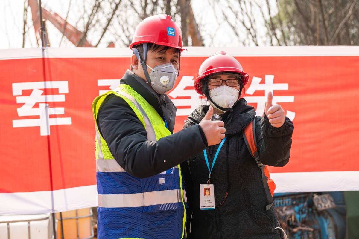 新冠肺炎疫情火神山医院建建设者感人先进事迹材料